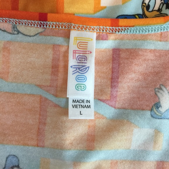 NWT Lularoe X Disney Donald Duck Classic Tee sz L - Picture 6 of 7